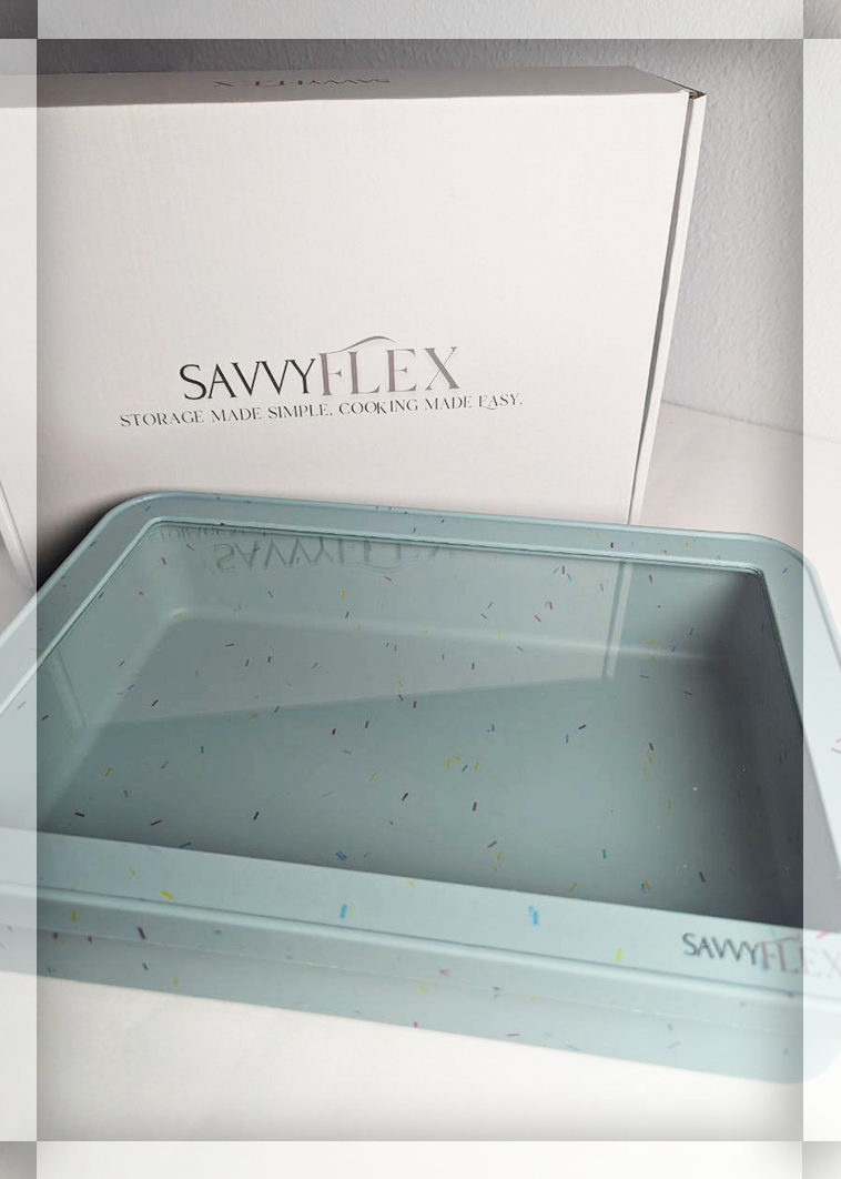 SavvyFlex - Silicone Food Storage Containers with Glass Window Lids